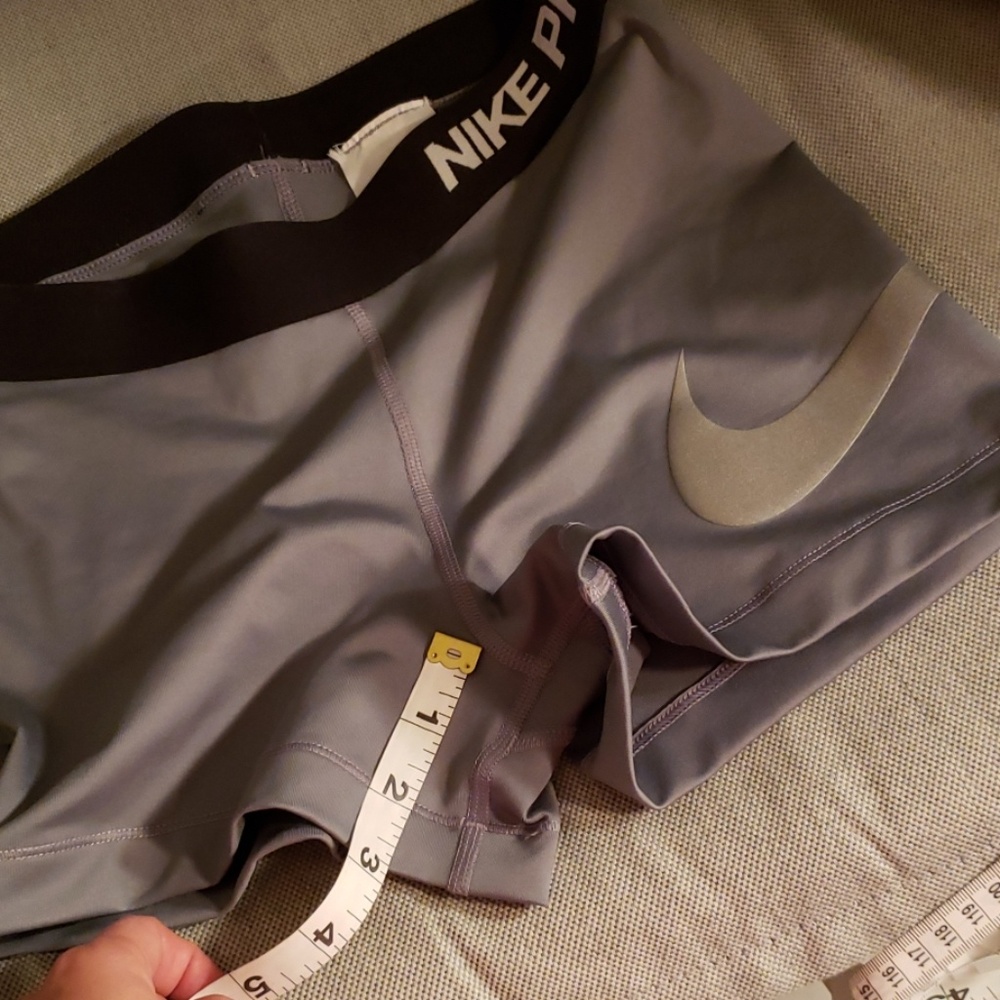 Nike grey shorts - Picture 7 of 8